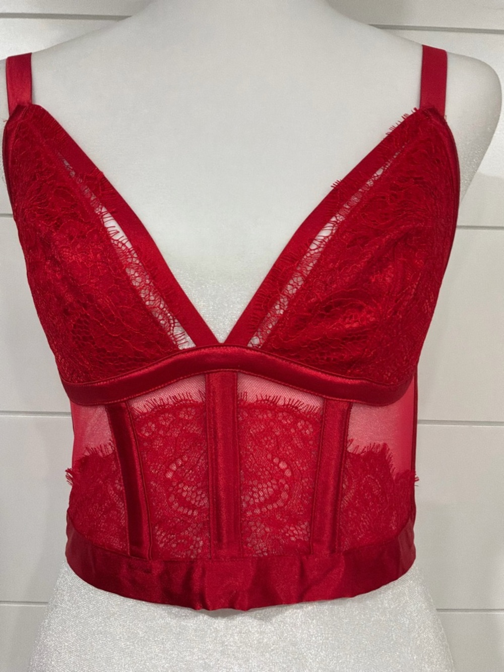 Victoria's Secret Red Lace Bustier size M